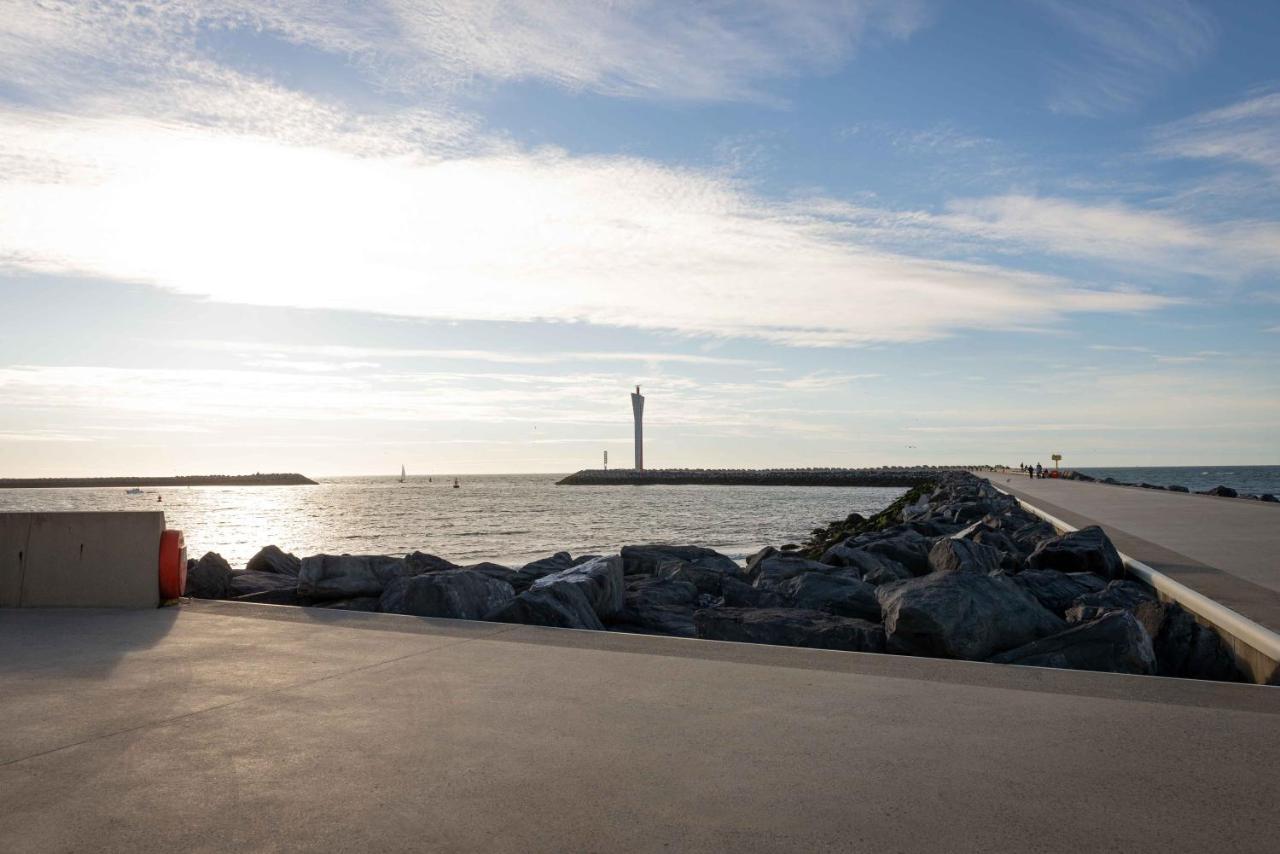 Ostend Port Side Incl Parking Exterior photo